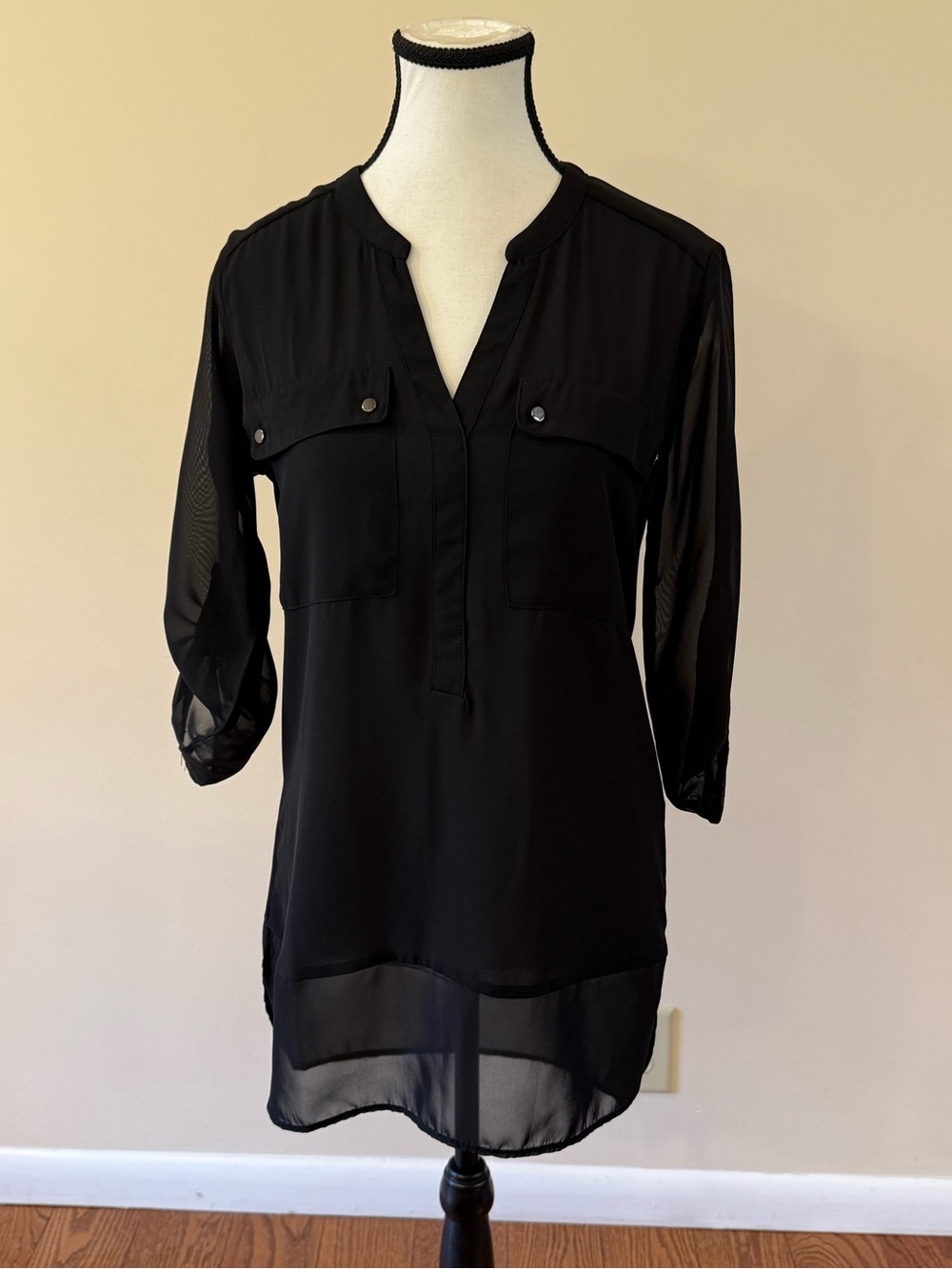 Suzy Shier Black Sheer Hi-Lo Tunic size XS
